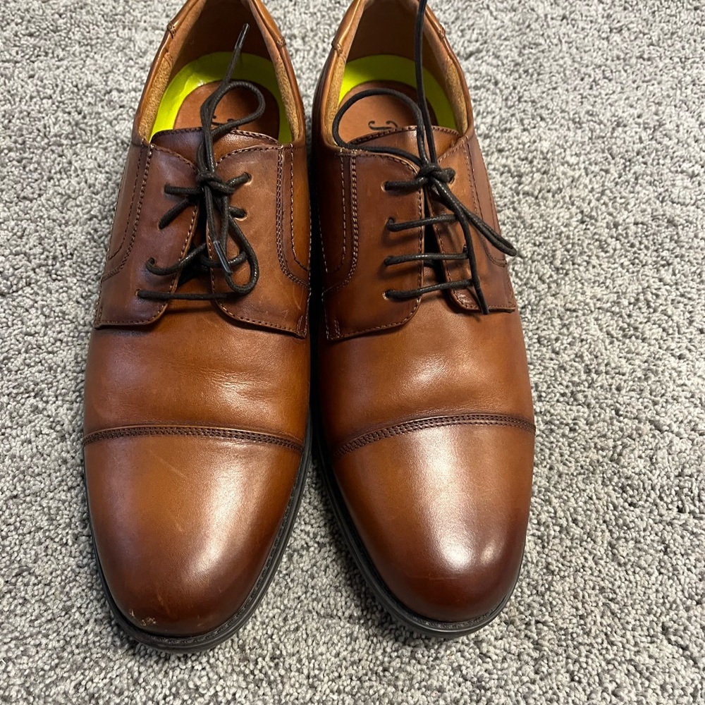 Florsheim Westside Tan Cap Toe Oxfords Sz. 10.5